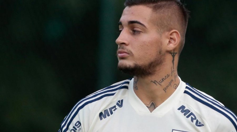 [São Paulo estuda negociar Jean de graça após caso de agressão]