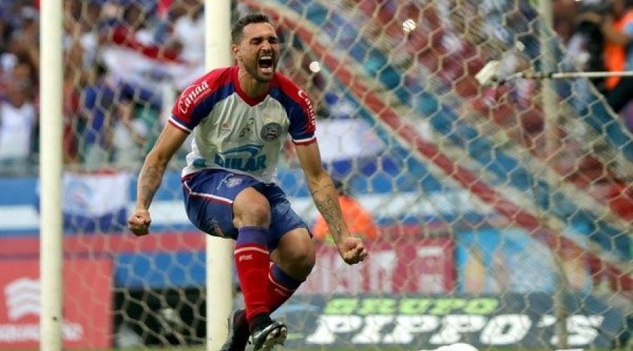 [Bellintani anuncia permanência de Gilberto no Bahia e aumento de multa rescisória]
