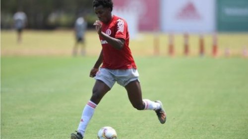 [Ex-jogador do Bahia sofre injuria racial durante live em rede social]
