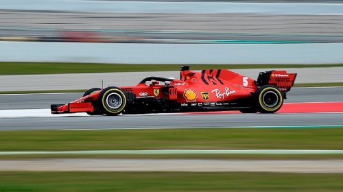 [Sebastian Vettel coloca Ferrari na frente no 5º dia de testes]