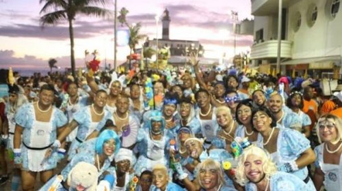 [Muquiranas não irão desfilar na Barra no Carnaval 2021: 