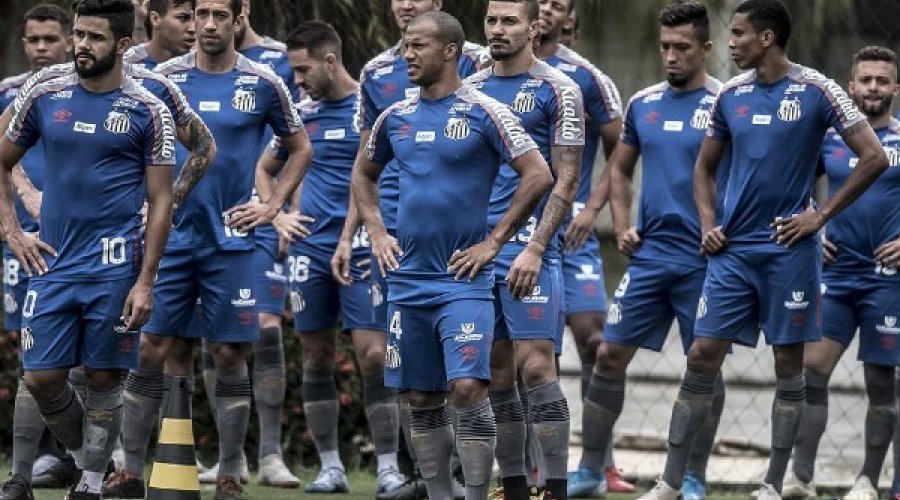 [Santos reduz em 70% salário de todos os funcionários do clube]