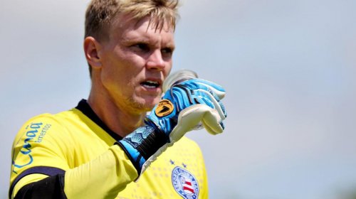 [Bahia renova contrato até 2022 com goleiro Douglas Friedrich]