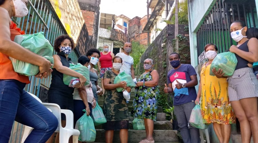 [Mais uma ação solidaria realizada no bairro do São João do Cabrito, Subúrbio Ferroviário de Salvador]