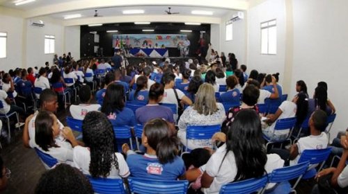 [Decreto que proíbe aulas e eventos em toda a Bahia é prorrogado por mais 15 dias]