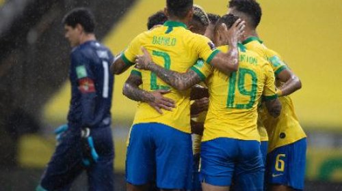 [Seleção enfrenta Peru pela segunda rodada das Eliminatórias]