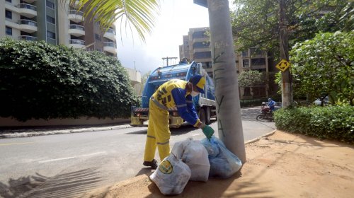 [População deve descartar corretamente lixo contaminado por Covid-19]