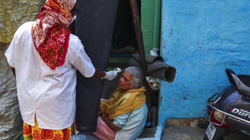 [Índia se torna 3º país a ultrapassar 300 mil mortes por Covid-19]