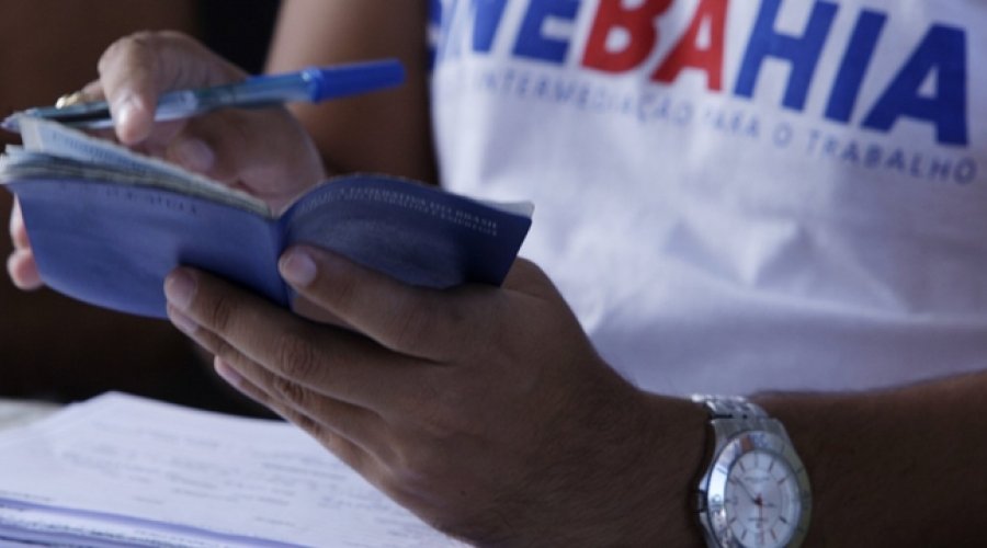 [Governo e prefeitura oferecem 92 vagas de emprego para Salvador nesta quarta]