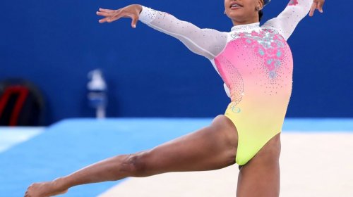 [No solo, Rebeca Andrade fica na quinta posição e encerra participação em Tóquio]