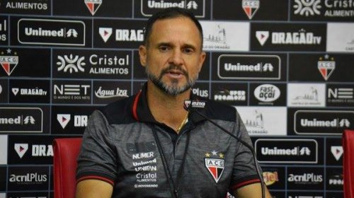 [Novo técnico: Vitória se aproxima de acerto com ex-treinador do Vila Nova]