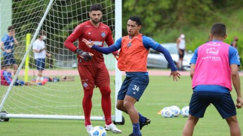 [Bahia faz único treino em Salvador para duelo com o Cuiabá]
