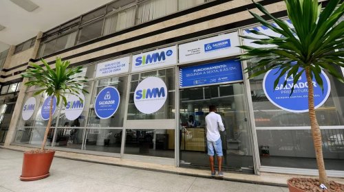 [Confira vaga de emprego para esta segunda-feira (30)]