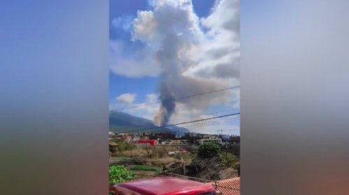 [Vulcão Cumbre Vieja entra em erupção nas Ilhas Canárias]