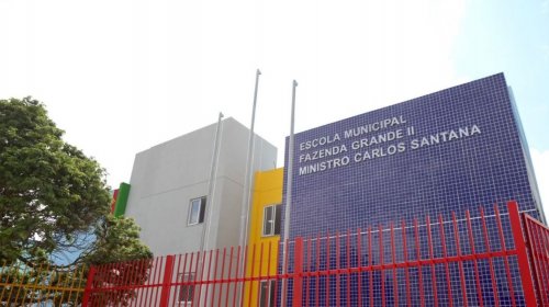 [Prefeitura de Salvador inaugura escola para 600 alunos na Fazenda Grande II]