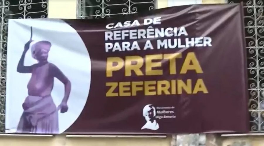 [Movimento de combate à violência contra a mulher faz ocupação em prédio escolar no Centro de Salvador]
