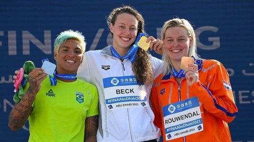 [Ana Marcela Cunha fatura penta do Circuito Mundial]