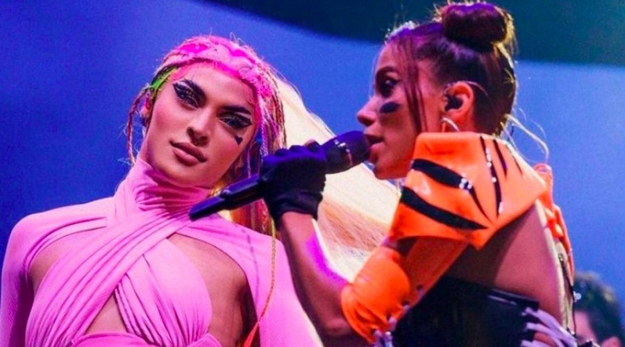 [Anitta e Pablo Vittar rebolam ao som de “Ei Bolsonaro vai tomar no c”; vídeo]