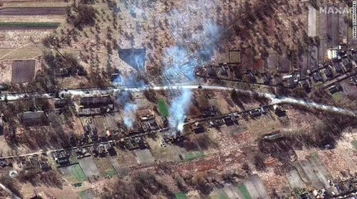 [Comboio russo com 64 km de comprimento se aproxima da capital da Ucrânia]