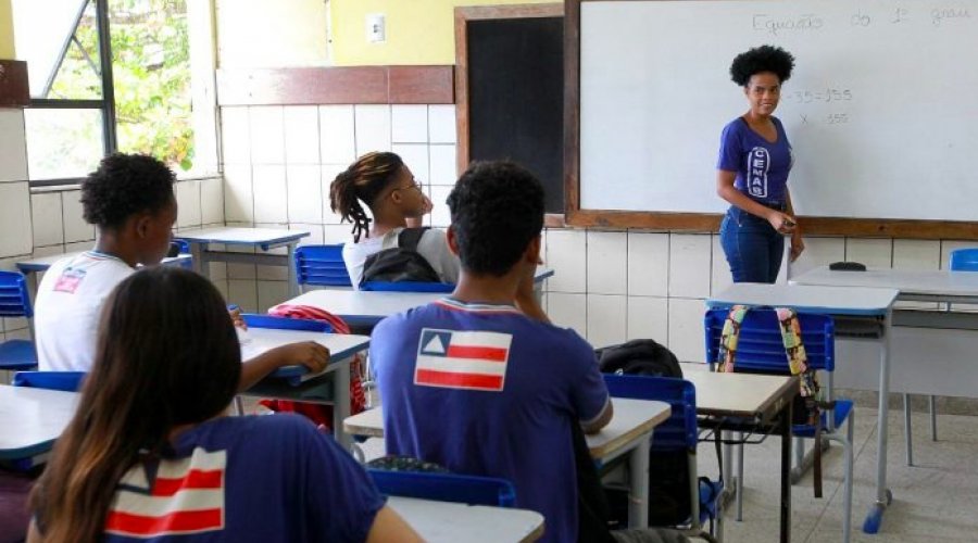 [Estado lança edital para 52 mil vagas de monitoria do Programa Mais Estudo]