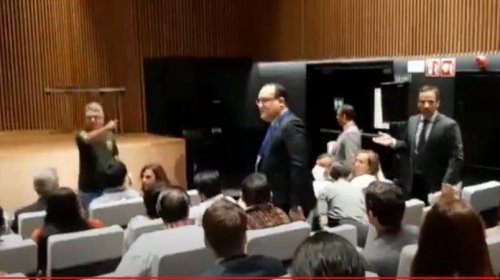 Presidente da Funai, Marcelo Xavier é expulso de evento em Madri: [Presidente da Funai, Marcelo Xavier é expulso de evento em Madri: