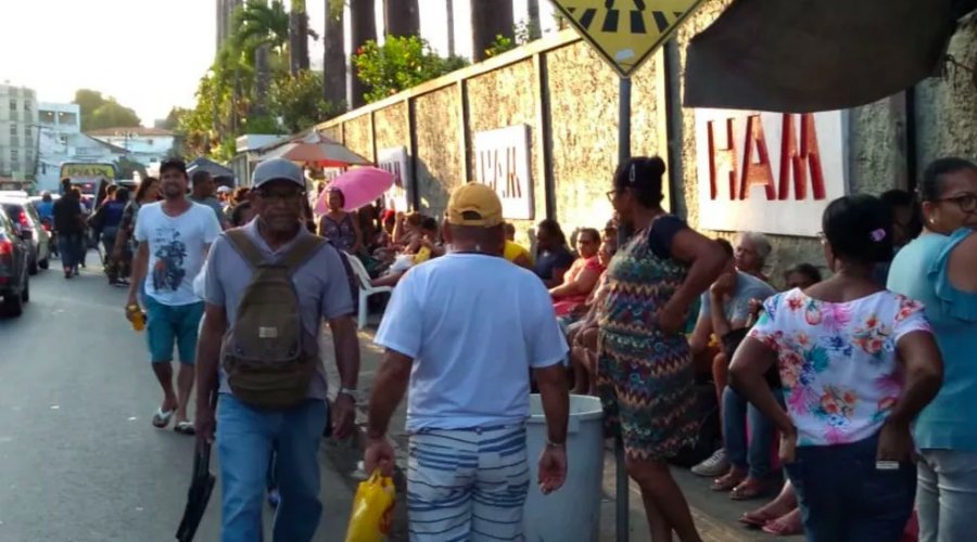[Pesquisa Ipec com eleitores da BA: 80% consideram que saúde deve ser prioridade do próximo governador]