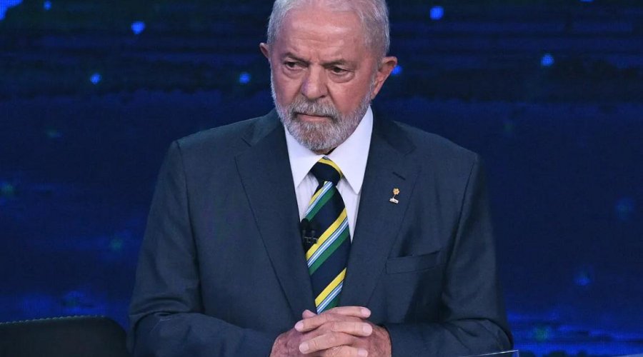 Lula chama Bolsonaro de [Lula chama Bolsonaro de