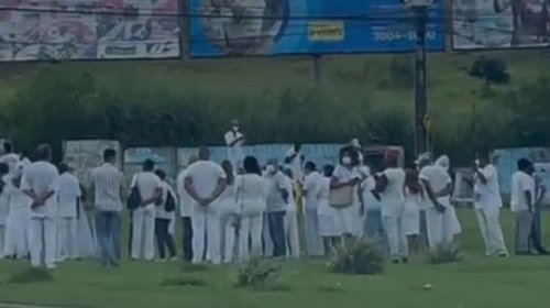 [Comitê InterReligioso da Bahia realiza ato contra vandalismo na Estátua Mãe Stella de Oxóssi]