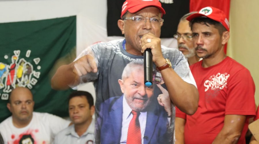 Vereador do PT critica CPI do MST na Assembleia; [Vereador do PT critica CPI do MST na Assembleia;