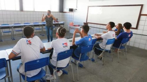 [Governo anuncia pagamento de R$2,65 bilhões em precatórios para professores]