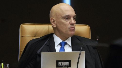[Alexandre de Moraes condena primeiro réu dos atos golpistas a 17 anos de prisão]