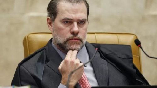 [Toffoli vota contra marco temporal de terras indígenas]