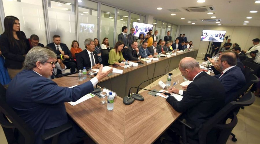 [Estados do Nordeste firmam cooperação para polo de hidrogênio verde]
