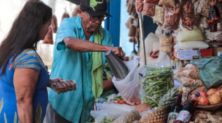 [Dia de São Cosme e Damião deve movimentar feiras e mercados de Salvador]