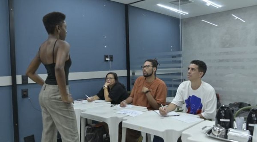 [Seletiva de agências para o Afro Fashion Day 2023 recebe mais de 200 modelos: ‘onde vejo minha gente’]
