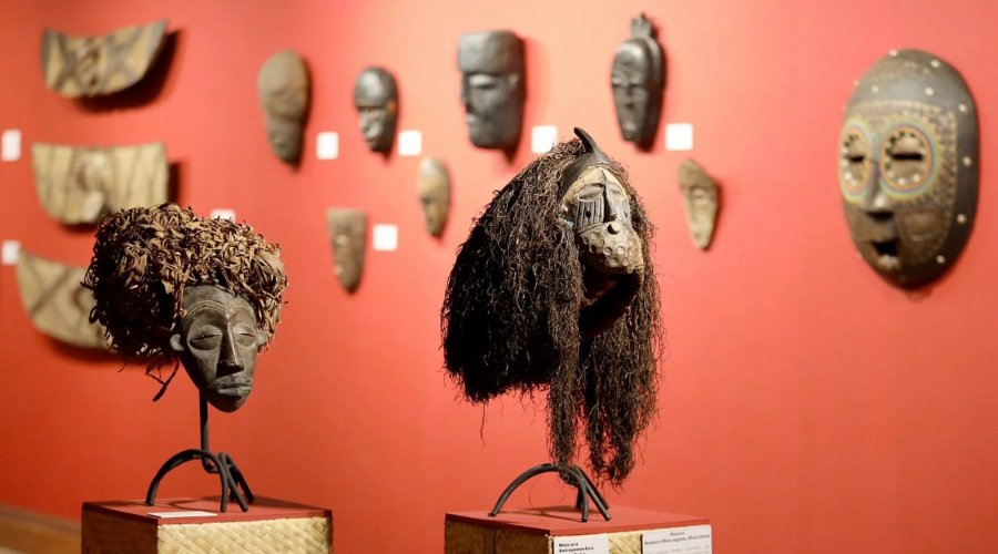 [Símbolo da ancestralidade e da cultura baiana, Pelourinho promove grande movimentação de baianos e turistas]
