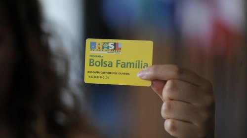 [100 mil podem ter Bolsa Família bloqueado em janeiro por irregularidades no CPF]