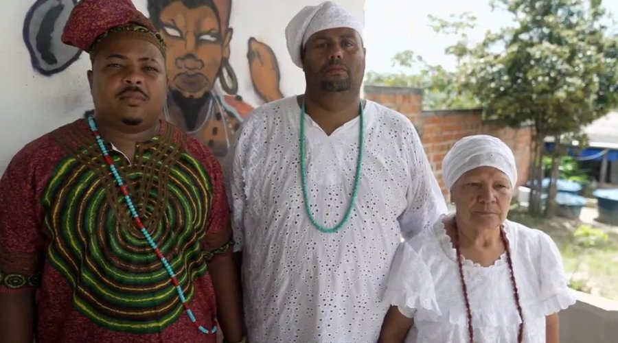 [Terreiro é invadido 10 vezes e babalorixá denuncia racismo religioso: 'Fomos perseguidos']