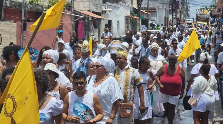 [Dia Nacional de Combate à Intolerância Religiosa reúne público em terreiro na BA fundado por ialorixá símbolo da luta pelo respeito às crenças]