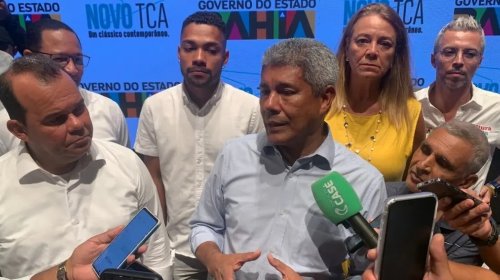 [Jerônimo diz que analfabetismo é uma doença e defende aproveitamento dos alunos sem aprovação...]