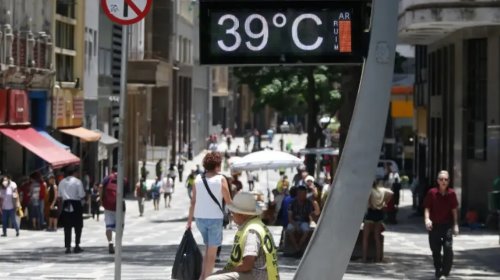 [Calor fez consumo de energia aumentar 5,7% em fevereiro, Bahia registra redução]