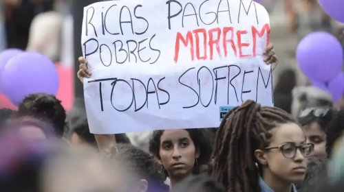 [Justiça dá 72 horas para conselho de medicina se manifestar sobre resolução que impede aborto...]