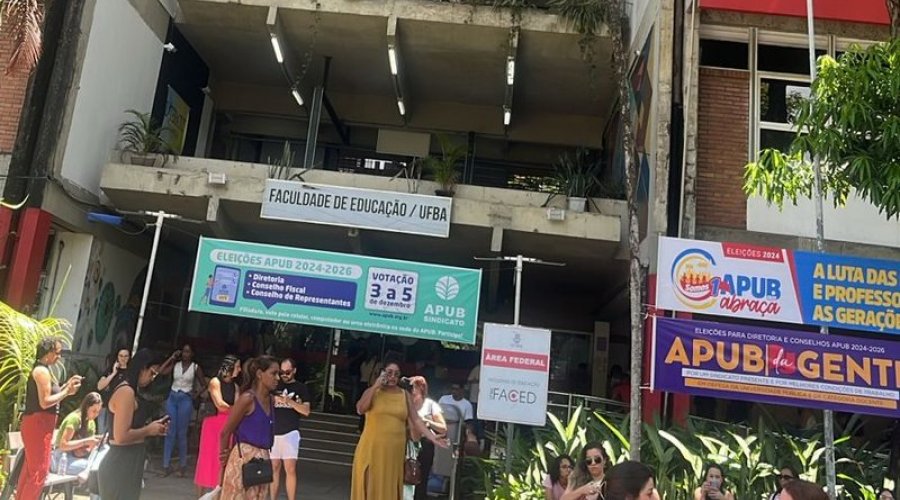 [Candidatas se recusam a fazer prova de concurso da prefeitura de Salvador]