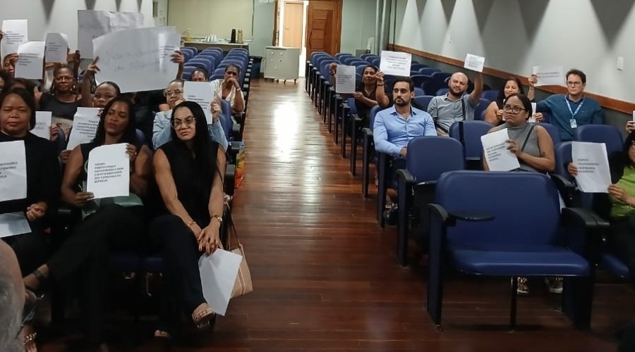 [Sindilimp-BA reage à decisão da Caixa que pode gerar demissão em massa de telefonistas]