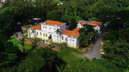 [Butantan aguarda aprovação da Anvisa para iniciar testes de vacina contra gripe aviária]