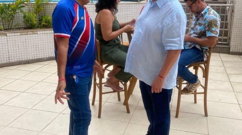 [Humorista baiano Tiago Souza abre show de Whindersson Nunes em Salvador]