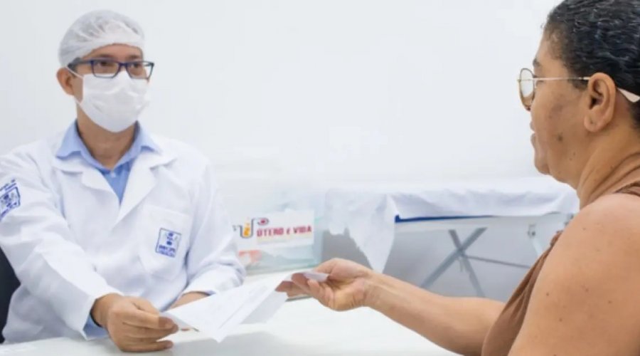 [Congresso aprova criação do programa Agora Tem Especialistas para reduzir filas no SUS]