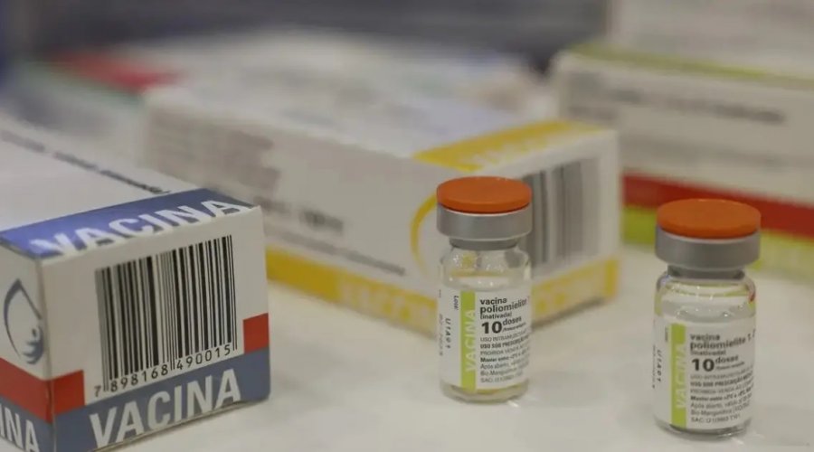 [Fiocruz e UFMG firmam cooperação para fortalecer o Centro Nacional de Vacinas]