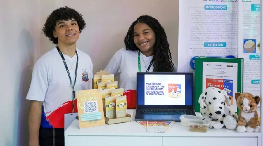 [Estudantes baianos desenvolvem suplemento “Whey Protein Pet” para cães e gatos]