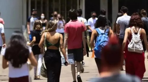 [Jovens de 25 a 29 anos registram maior taxa de internações por transtornos mentais na Bahia]